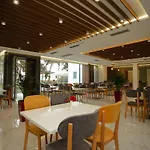 Kompleksi Royal 4*