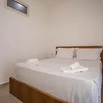 Kompleksi Royal Hotel