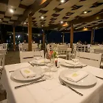Kompleksi Royal Hotel 4*