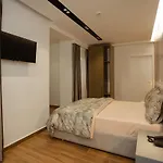 Kompleksi Royal Hotel Velipojë