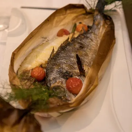 Kompleksi Royal Hotell Velipojë