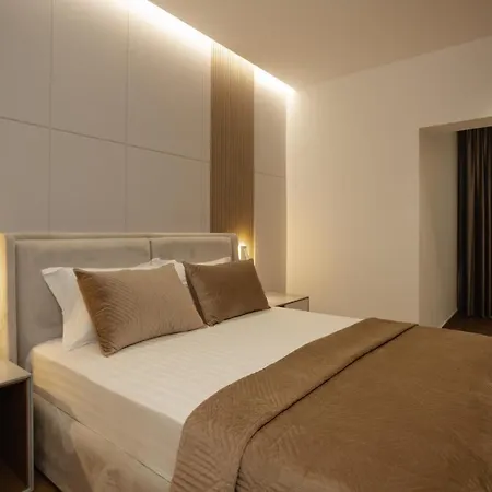Kompleksi Royal 4*