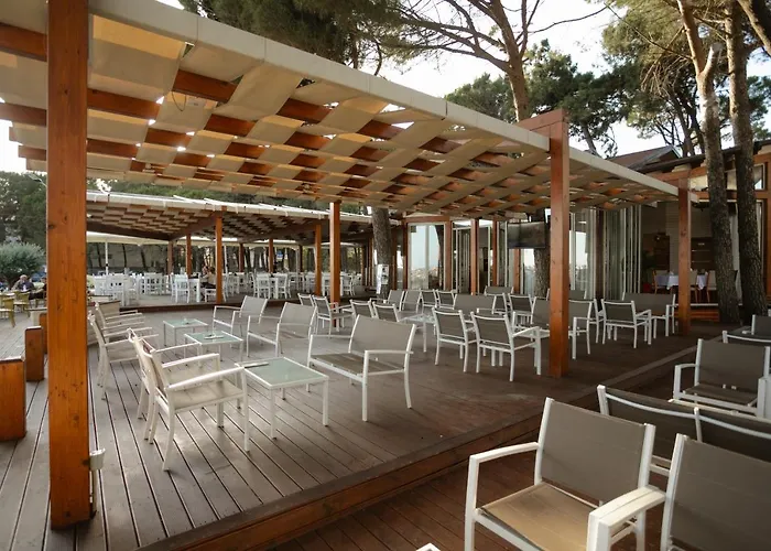 Kompleksi Royal Velipoje