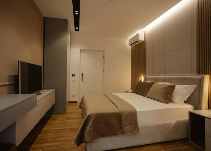 Kompleksi Royal Hotel Velipoje