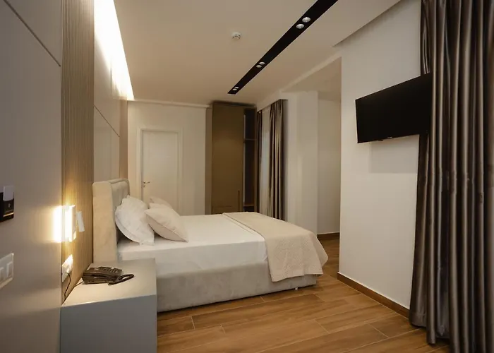 Kompleksi Royal Hotel Velipoje