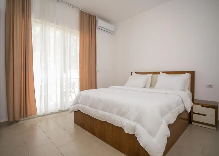 Kompleksi Royal Hotel 4*