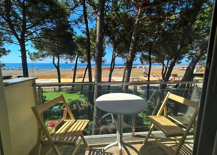 Kompleksi Royal 4* Velipoje