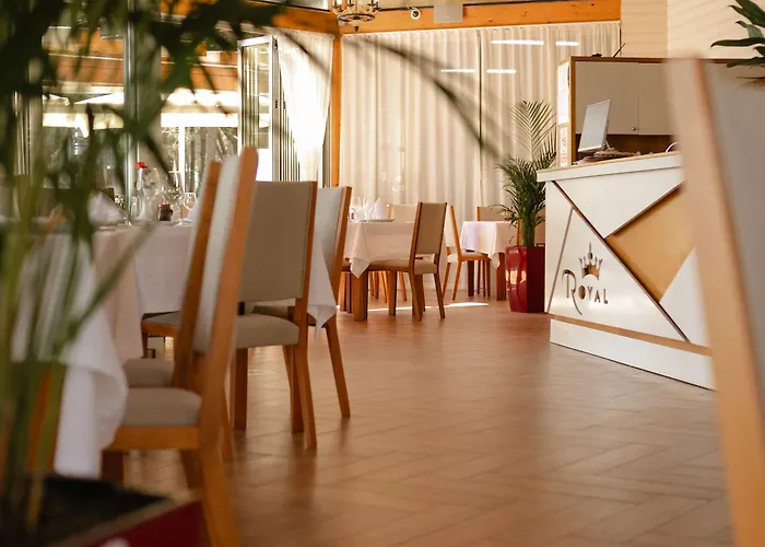 Kompleksi Royal 4* Velipoje