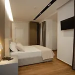 Kompleksi Royal Hotel Velipoje