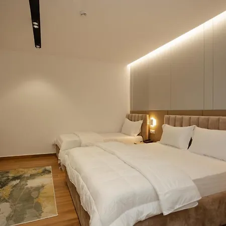 Kompleksi Royal 4*