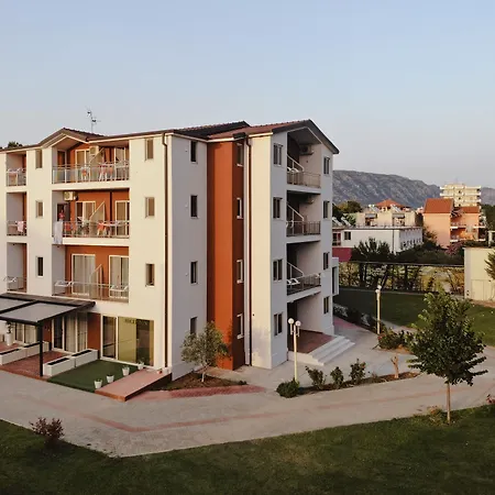 Kompleksi Royal 4*